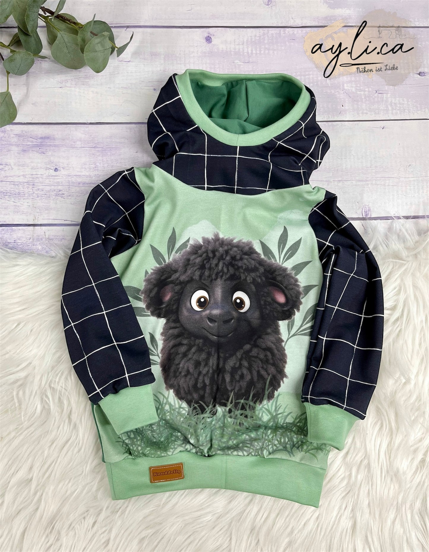 HOODIE SCHAF GR.104