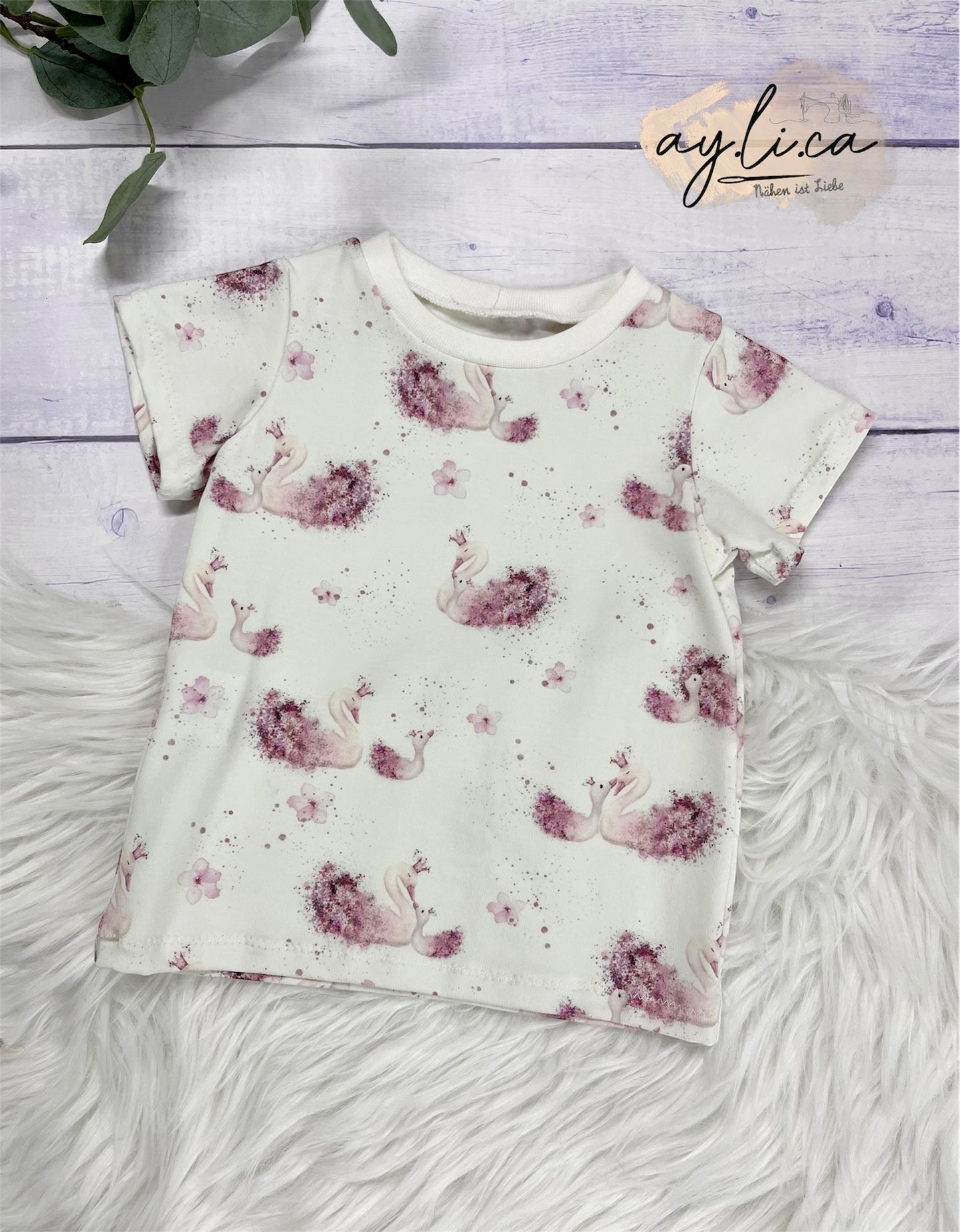 T-SHIRT SCHWAN GR.80