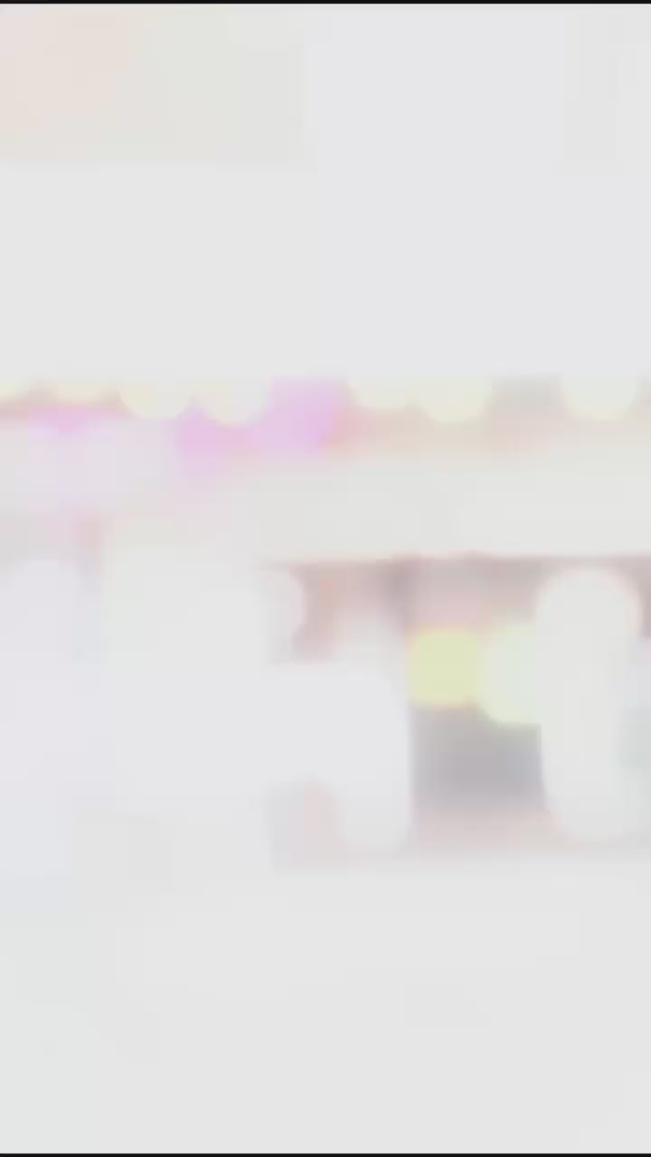 Video laden: seit dem 08.11.25 habt ihr nun auch die Möglichkeit, eure Stoffe, Zubehör, Unikate, Wolle usw. vorort in Münster/Albachten bei mir persönlich zu shoppen und sich auszutauschen 😊